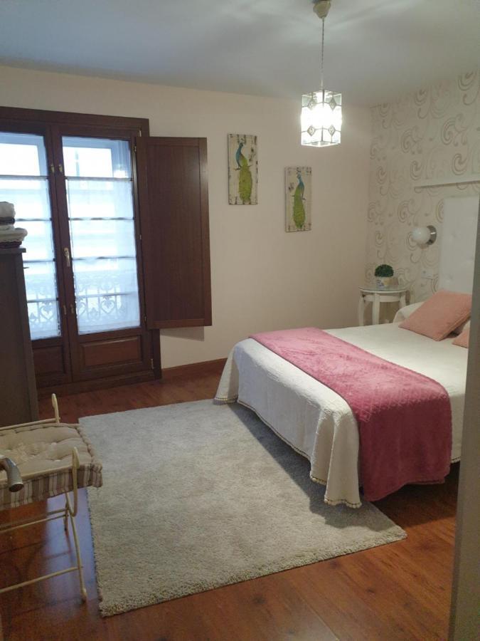 Apartamento Cine Colon 리바데오 외부 사진
