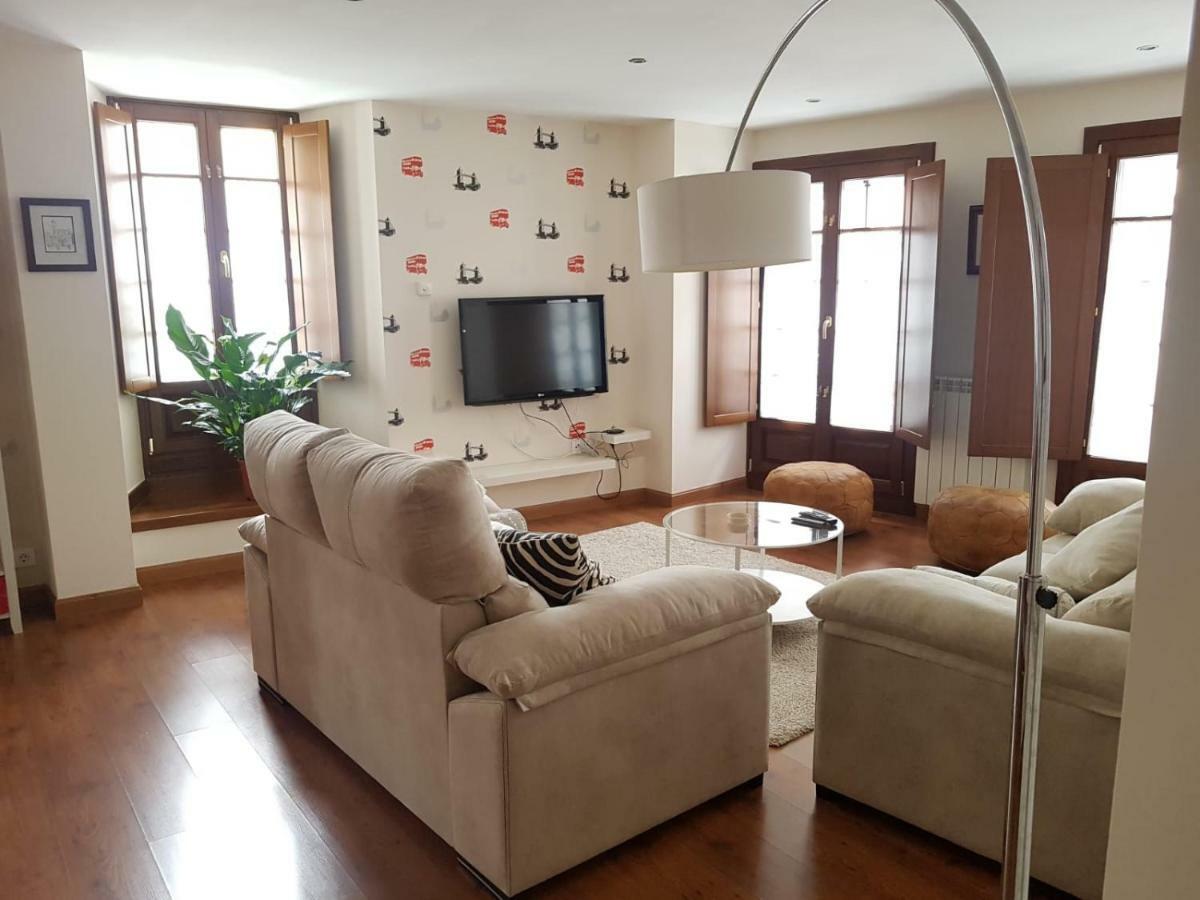 Apartamento Cine Colon 리바데오 외부 사진