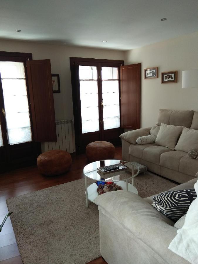 Apartamento Cine Colon 리바데오 외부 사진